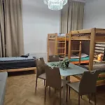 Whale Urban Apartment *
