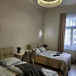 Apartment Whale Urban *