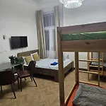 Whale Urban Apartment Budapest