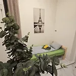 Whale Urban Apartment Budapest