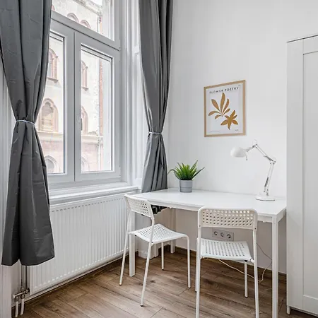 Whale Urban Будапешт