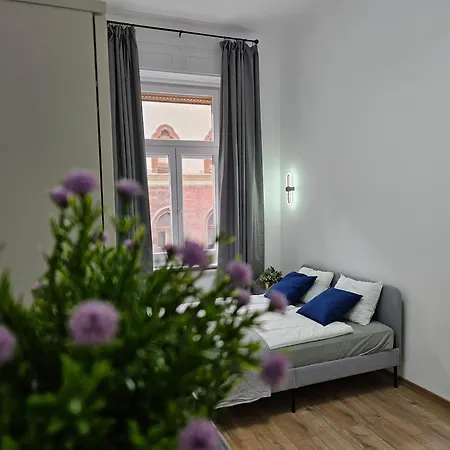 Apartament Whale Urban