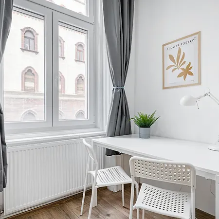Apartamento Whale Urban *